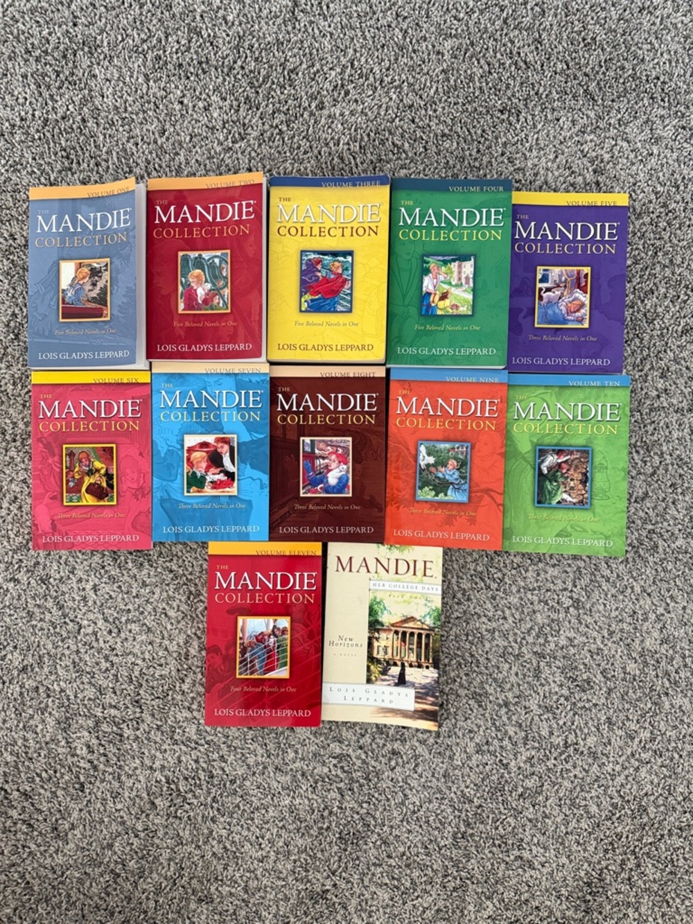 Mandie Collection Paperback Book Lot - 1-11+Mandie her college days